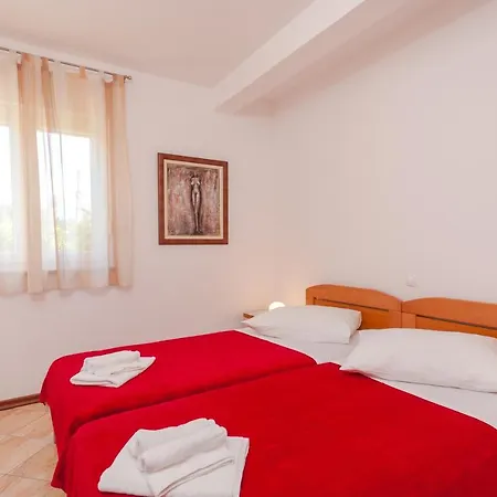 Guest house And By The Sea Brela, Makarska - 13118